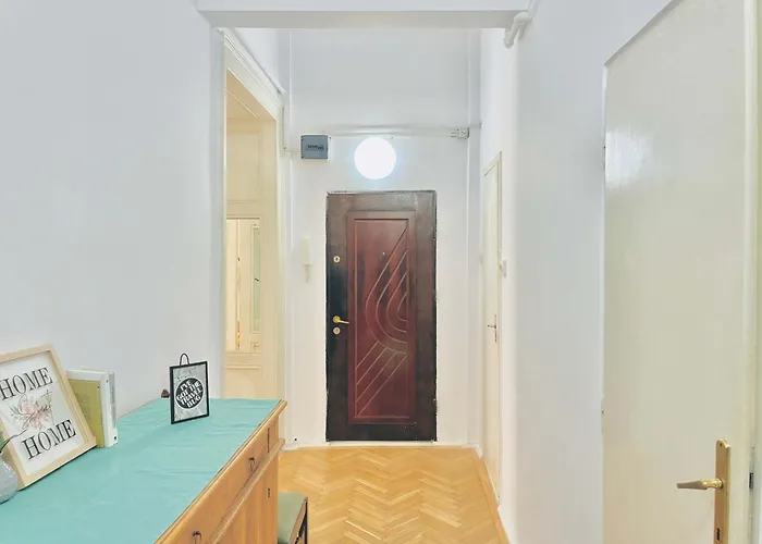 Joy Unirii 3 טימישוארה